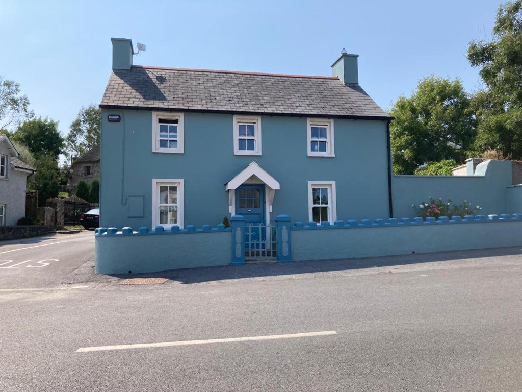 Mounvaud Lodge Stradbally  Bagian luar foto
